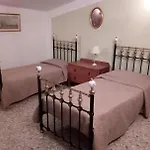 Bed & Breakfast 2 Fields