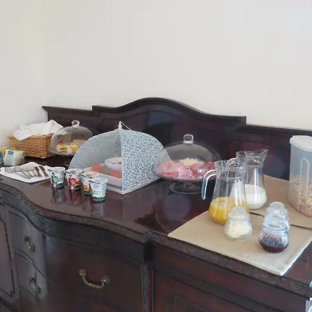 Bed & Breakfast 2 Fields