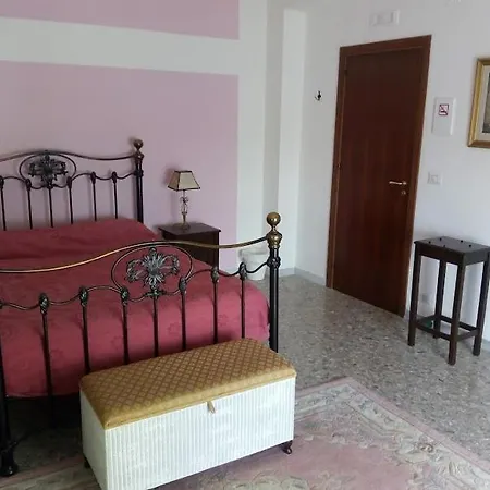 Bed & Breakfast 2 Fields Castellaneta