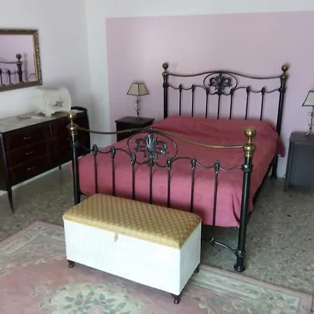 2 Fields Castellaneta