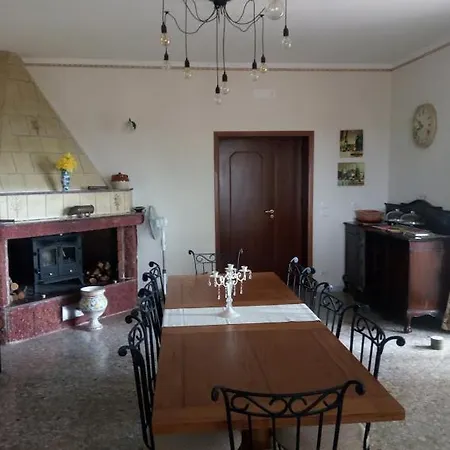 2 Fields Castellaneta