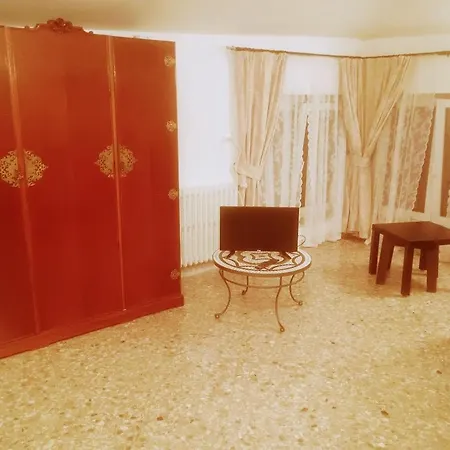 Bed & Breakfast 2 Fields 3*