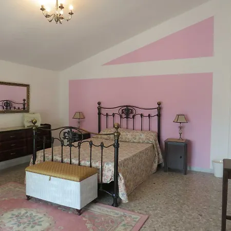 Bed & Breakfast 2 Fields Castellaneta