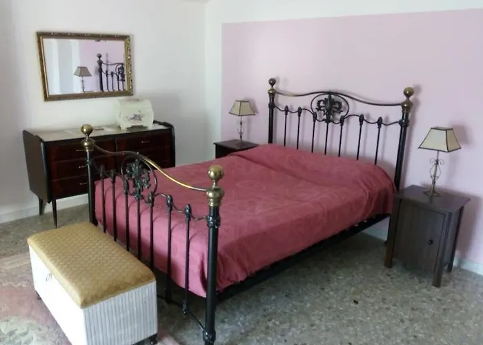 2 Fields Castellaneta